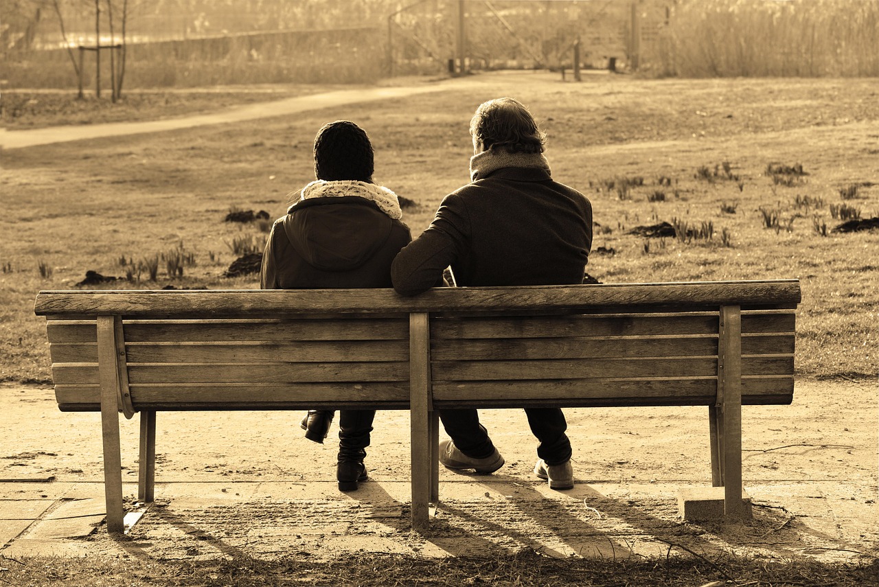 連絡を取るのに会話が続かない時の対処法は？